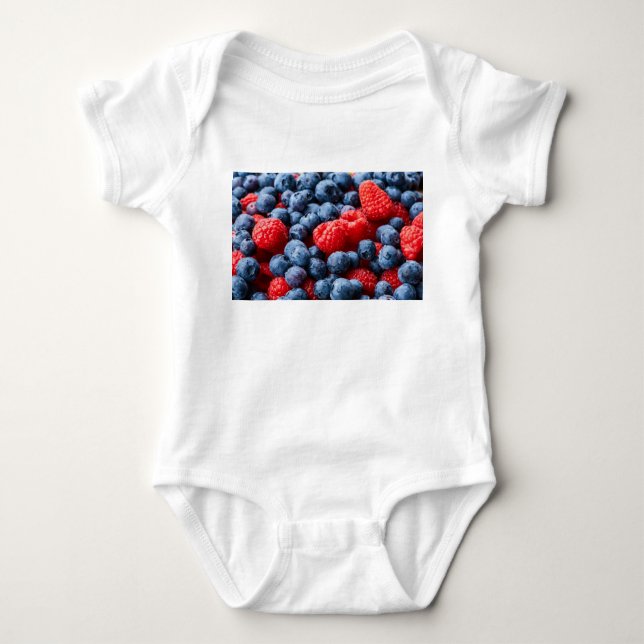 Hallon och blåbär t shirt (Framsida)