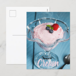 Hallonberry Cream Dessert med mynta och fruktgåva Helg Vykort
