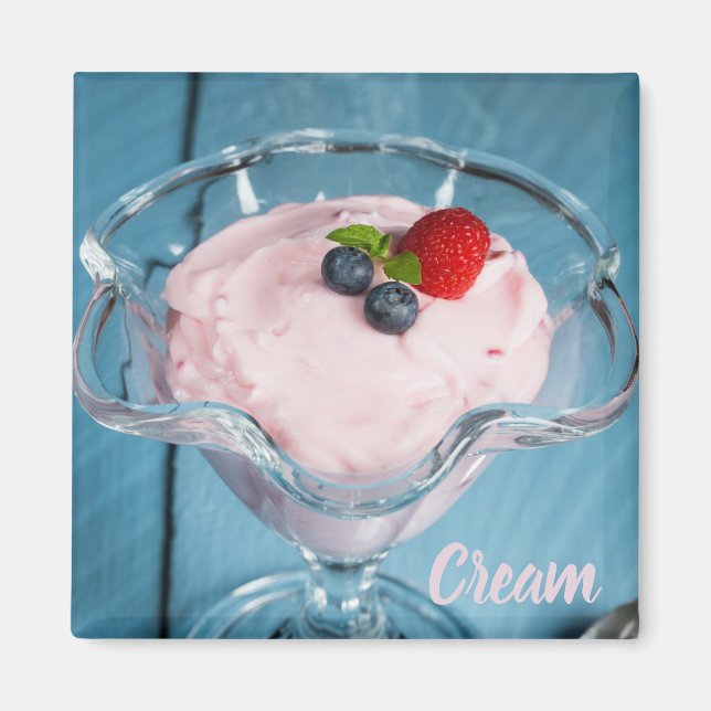 Hallonberry Cream Dessert med mynta och fruktgåva Magnet (Framsidan)