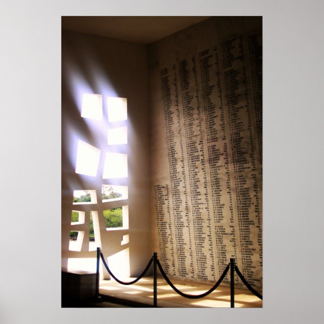 "Hallow Walls" poster (Framsidan)