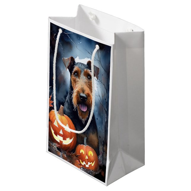 Halloween Airedale med pumpor (Framsidan Vinklad)