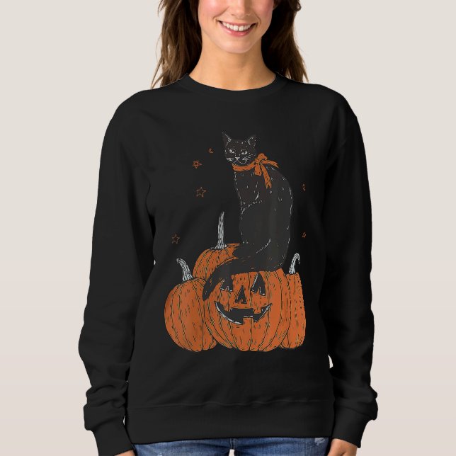 Halloween Black Cat On Pumpkin Halloween Costume T Shirt (Framsida)