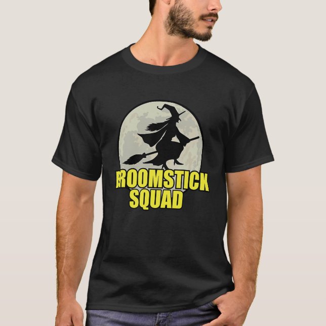 Halloween Broomstick Squad For Witches T Shirt (Framsida)