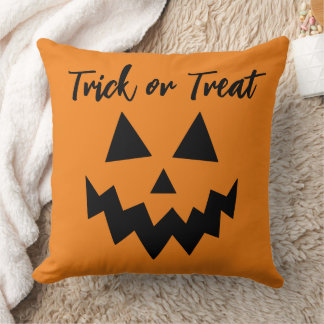 Halloween Bus eller godis Orange Pumpkin Ansikte Kudde