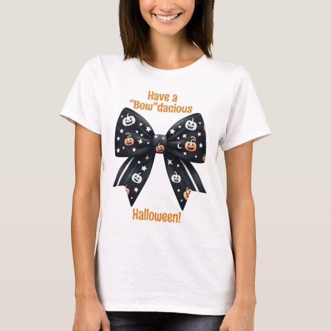 Halloween Coquette "bow"dacious design T Shirt (Framsida)