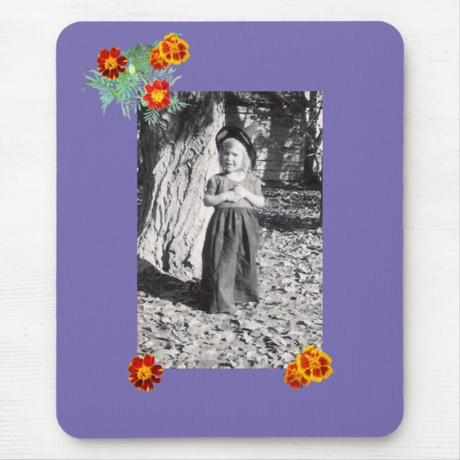 Halloween Costume Photo Marigolds Lila Mousepad Musmatta (Framsidan)