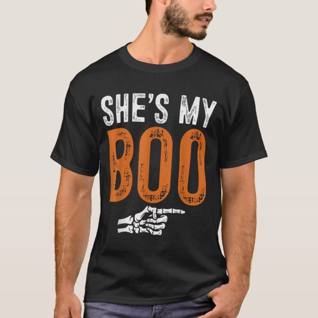 Halloween Costumes Shes My Boo Couple Matching Par T Shirt (Framsida)