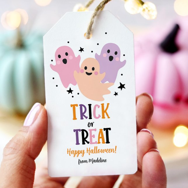 Halloween Cute Ghost Girl Birthday Bus eller godis Presentetikett (Skapare uppladdad)