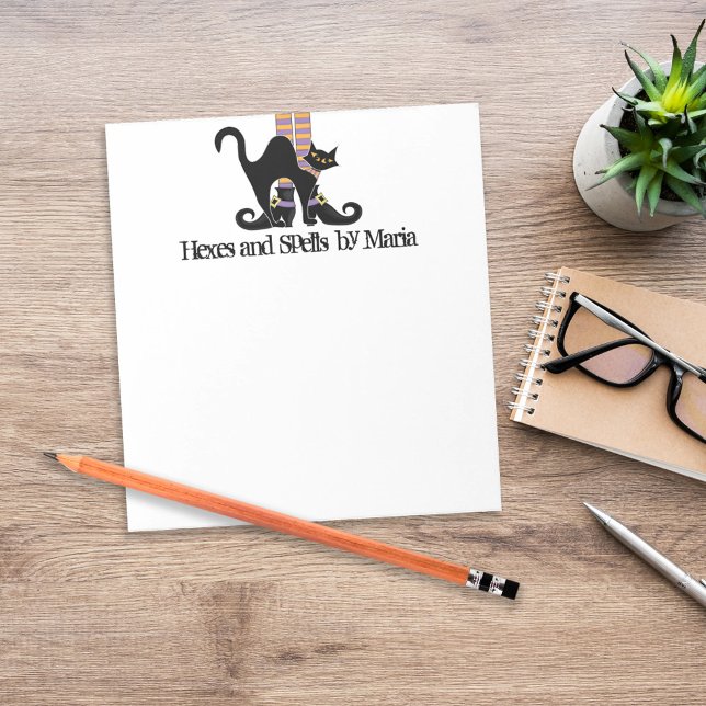 Halloween Cute Whimsical Witch Shoes Black Cat Anteckningsblock (Spooky witch cat Halloween desk stationery with personalized name header.)