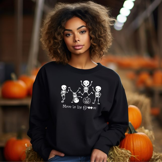 Halloween Dancing Skeleton flyttar till Groove Fun T Shirt (Skapare uppladdad)