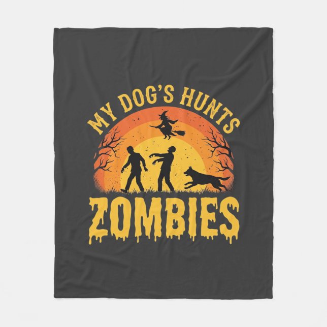 Halloween-design Hund jagar zombier Fleecefilt (Framsidan)