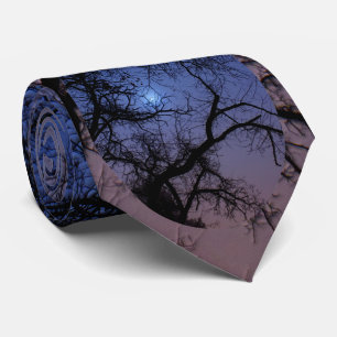 Halloween-design med Spooky Träd och Måne Slips