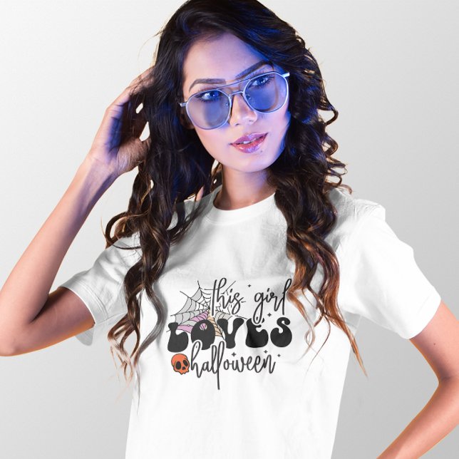HALLOWEEN DET HÄR KÄRLEK HALLOWEEN-SPINDELNÄTET T SHIRT (Skapare uppladdad)