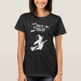 halloween eller bus eller godis den flygande häxan t shirt