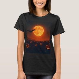 Halloween Fladdermus Över Fält 🌕 T Shirt