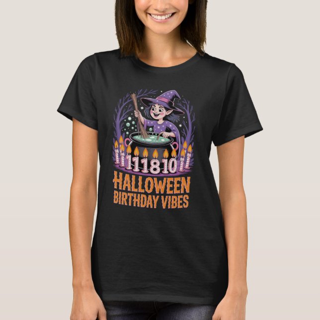 HALLOWEEN FÖDELSEDAGSVIBBAR MED SÖT HÄXA T SHIRT (Framsida)