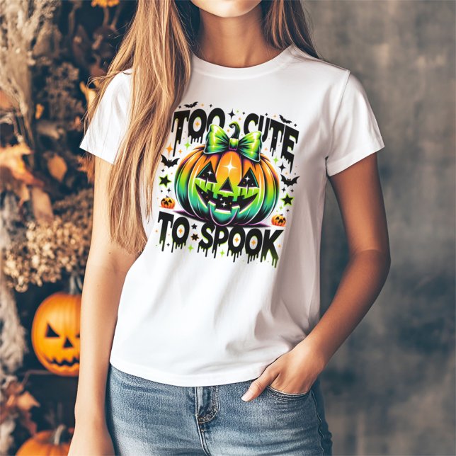 Halloween för att spilla Coquette Pumpkin T Shirt (Skapare uppladdad)