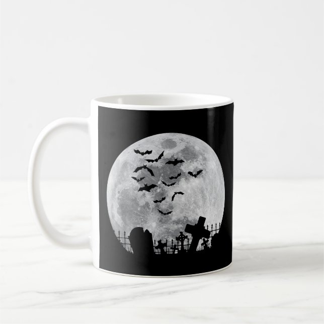 Halloween Full Moon Cemetery Graveyard Spooky Flad Kaffemugg (Vänster)
