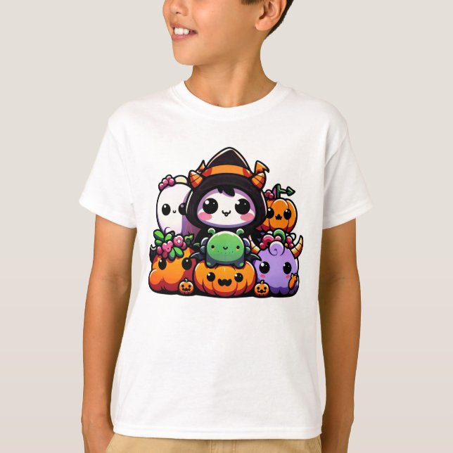 "Halloween Gathering of Cute Creatures" T Shirt (Framsida)