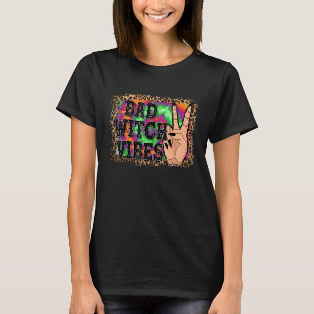 Halloween Ghost Bad Witch Spooky Vibes Leopard Sea T Shirt (Framsida)