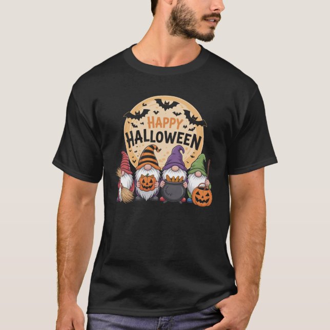 Halloween Gnome Spooky  T Shirt (Framsida)