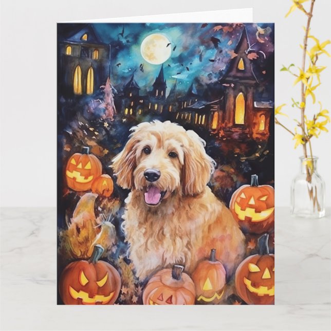 Halloween Goldendoodle Med Pumpalåtar Skrämmande Kort (Gul blomma)