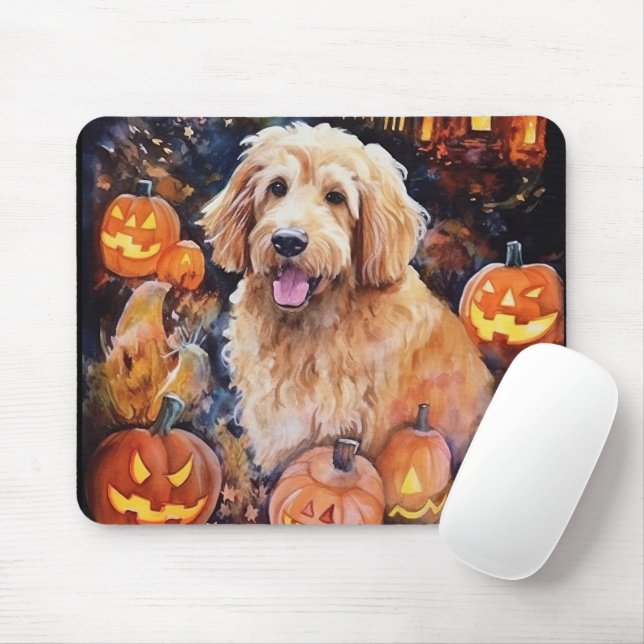 Halloween Goldendoodle med pumpor Scary Musmatta (Med mus)