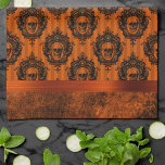 Halloween Gothic Chic | Döskallar för Orange och s Kökshandduk<br><div class="desc">Varje dag är Halloween! #goth-Vintagen,  dramatisk och edgy grunge inspirerade mörk och moody juvelfärgad bakgrund med svart framskjuten skalle mönster. Om du vill samordna produkter kan du besöka justFharryn Zazzle-butiken. Alla höger reserverade. #zazzlemade</div>