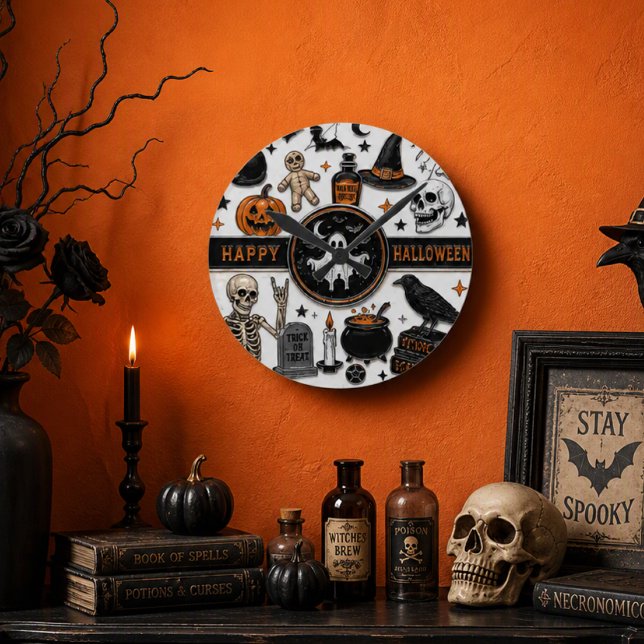  Halloween gotisk spöklik collage  Rund Klocka (Skapare uppladdad)