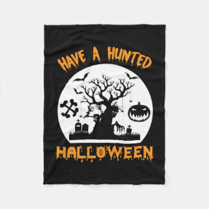 Halloween har en konstig Halloween-födelsedag Fleecefilt