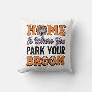 Halloween Hem Parkera Din Kvast Vintage Typografi Kudde