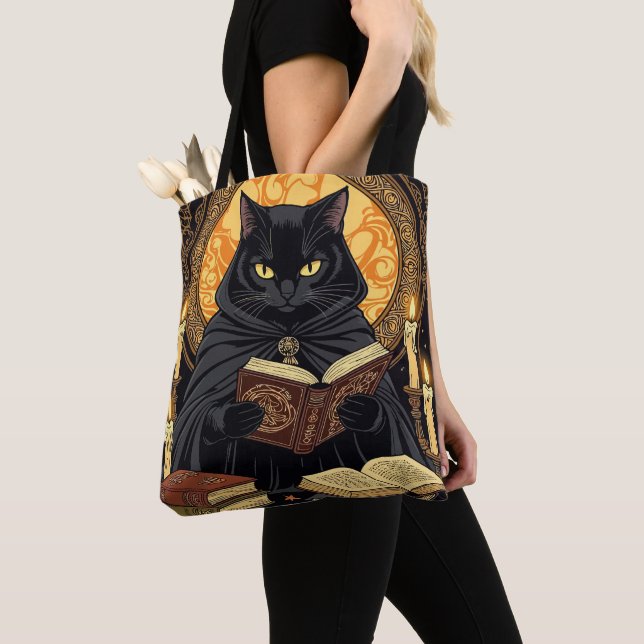 Halloween i hårt band En katt som läser böcker Tygkasse (Närbild)