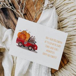 Halloween-katt som levererar orange pumpa vykort