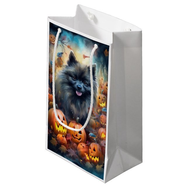 Halloween Keeshond med pumpor Scary (Framsidan Vinklad)