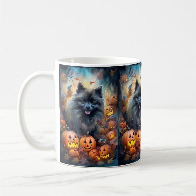 Halloween Keeshond med pumpor Scary Kaffemugg (Vänster)