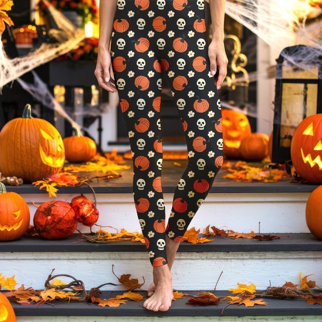 Halloween-kranier, pumpor och blommor svarta leggings (Skapare uppladdad)