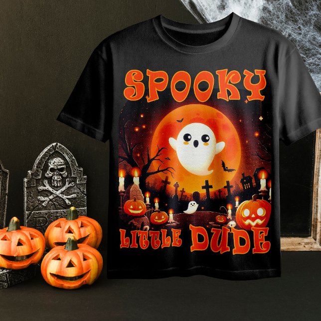 Halloween-kyrkogård med söt Ghost och jätten måne T Shirt (Skapare uppladdad)