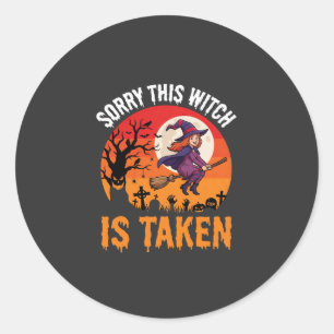 Halloween ledsen denna häxa är tagen grafik runt klistermärke