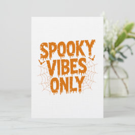 Halloween med läskiga vibbar inbjudningar