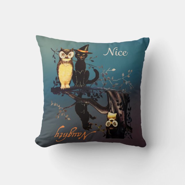 Halloween Naughty eller Nice Pillow - Katt och Ugg Kudde (Framsida)