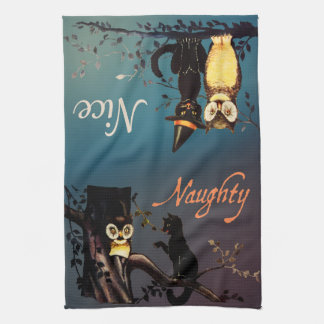 Halloween Naughty eller Nice Towel - Cat och Uggla Kökshandduk
