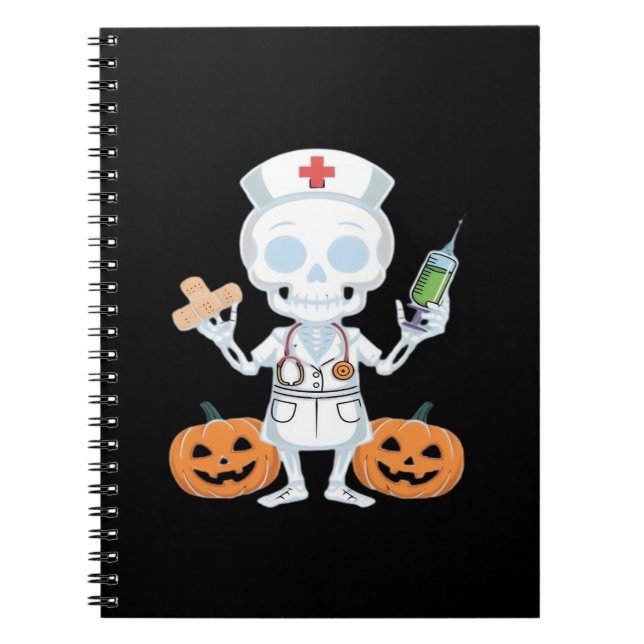 Halloween Nurse Skeleton Essential T-Shirt Anteckningsbok (Framsidan)