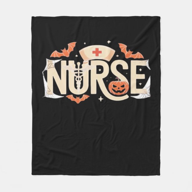 Halloween Nurse Typography - Spooky Medical Design Fleecefilt (Framsidan)