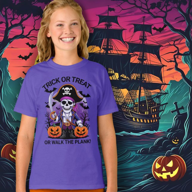 Halloween Pirate Trick or Treat or Walk the Plank T Shirt (Skapare uppladdad)