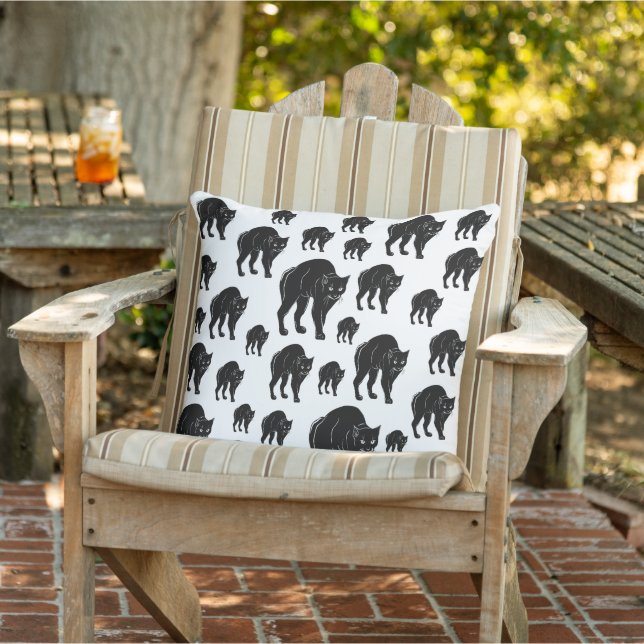 Halloween Prowling Black Cat Silhouette Teckning Kudde (Stol)
