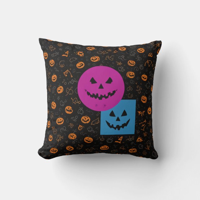 Halloween Queen Pillow Cushion Kudde (Framsida)
