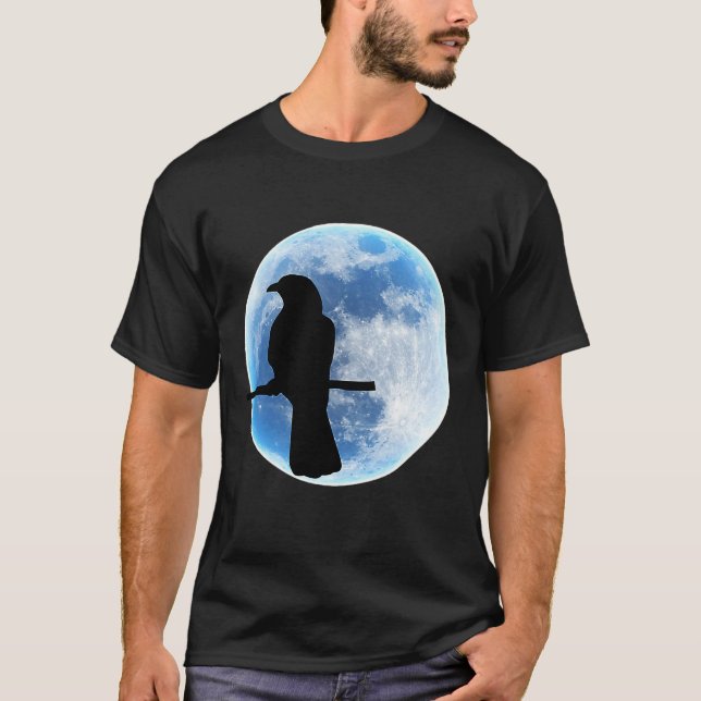 Halloween Raven  Crows on a branch by the full moo T Shirt (Framsida)