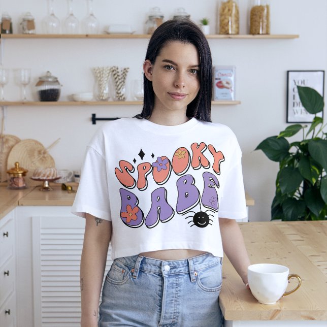 HALLOWEEN RETRO GROOVY SPOOKY BABE 🕷 T SHIRT (Skapare uppladdad)