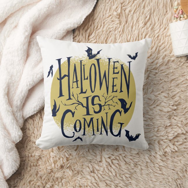 Halloween-samlingar - Halloween kommer Kudde (Filt)