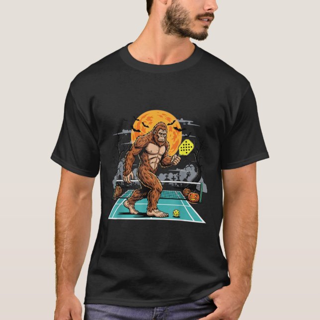 Halloween Sasquatch Ckleball Bigfoot Soky Moon  T Shirt (Framsida)